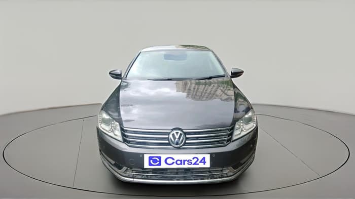 2011 Volkswagen Passat HIGHLINE DSG, Diesel, Automatic, 1,06,571 km, exterior