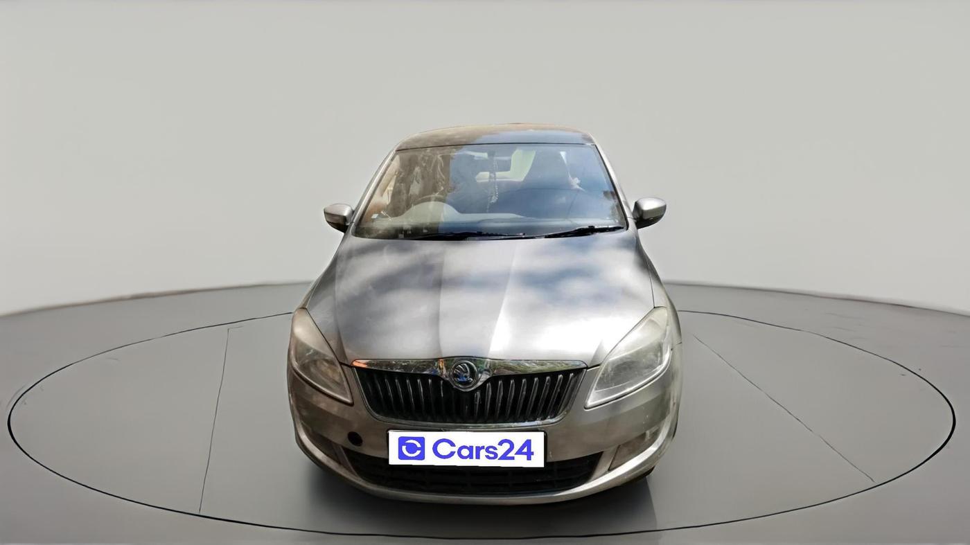 2013 Skoda Rapid AMBITION 1.6 MPI MT PLUS, Petrol, Manual, 60,000 km, exterior