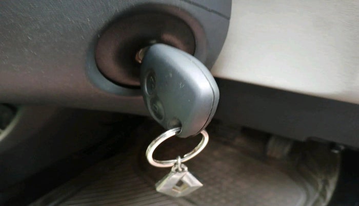 2015 Renault Duster 85 PS RXL DIESEL, Diesel, Manual, 66,308 km, interior