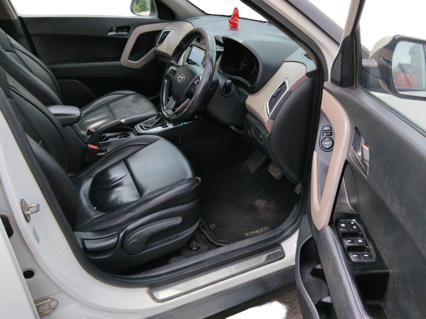 2017 Hyundai Creta SX PLUS AT 1.6 PETROL, Petrol, Automatic, 86,866 km, interior