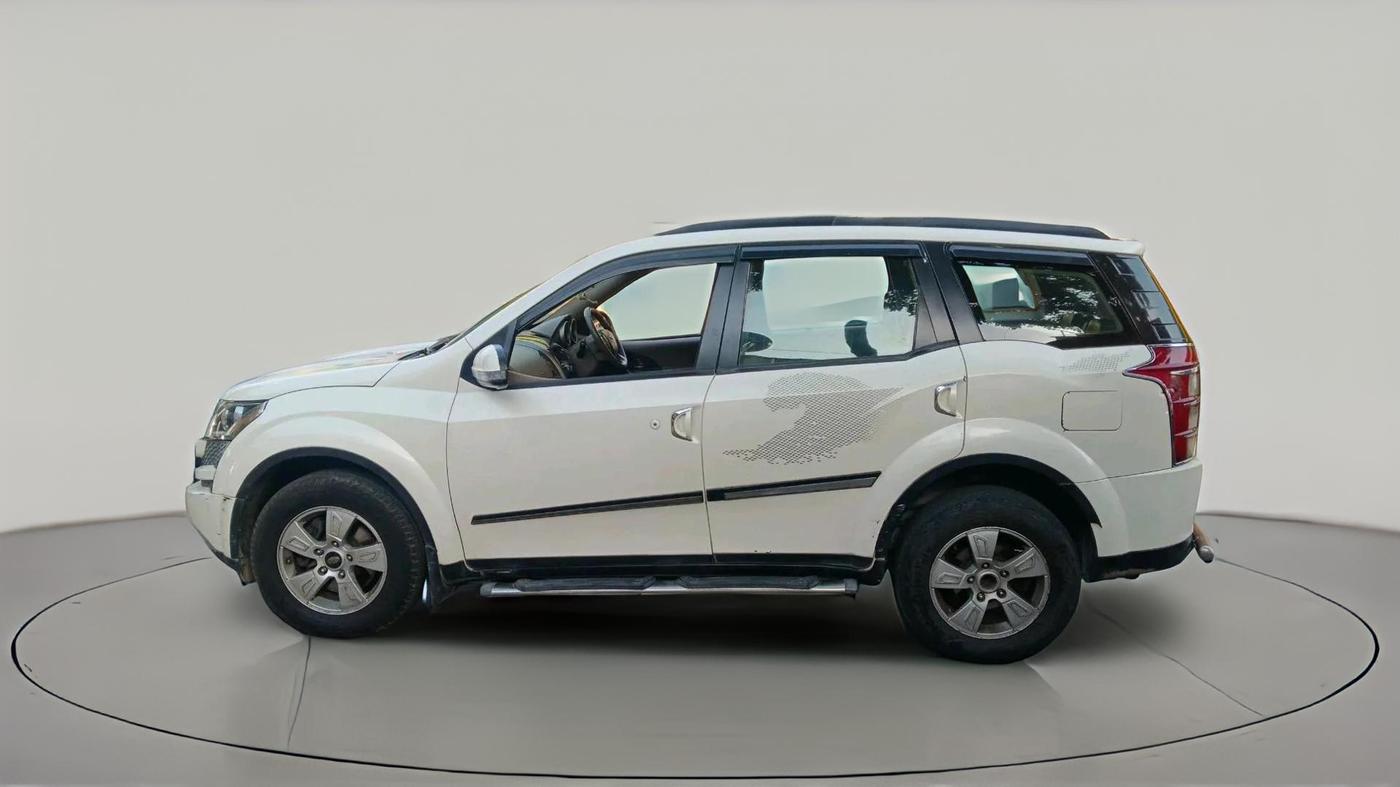 2012 Mahindra XUV500 W8, Diesel, Manual, 1,13,592 km, exterior