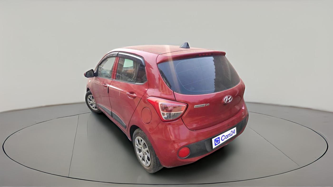 2018 Hyundai Grand i10 MAGNA AT 1.2 KAPPA VTVT, CNG, Automatic, 1,12,334 km, exterior