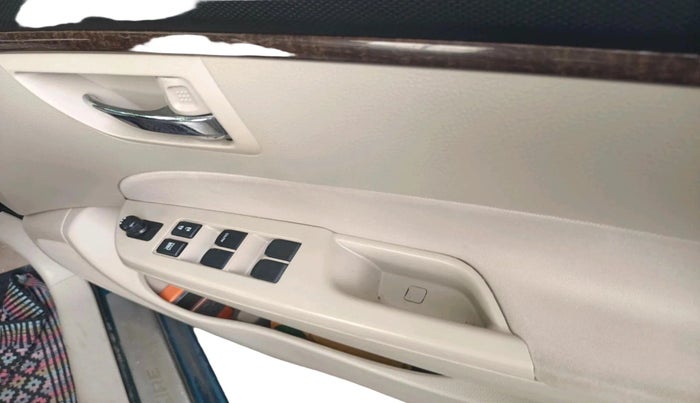 2014 Maruti Swift Dzire VXI, Petrol, Manual, 38,909 km, interior