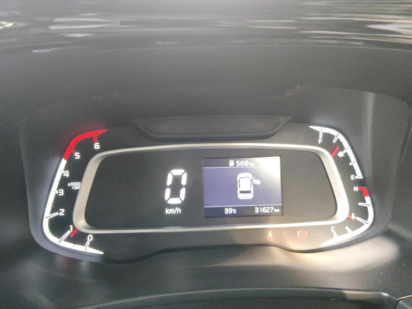 2021 KIA SONET HTX 1.5, Diesel, Manual, 31,627 km, interior