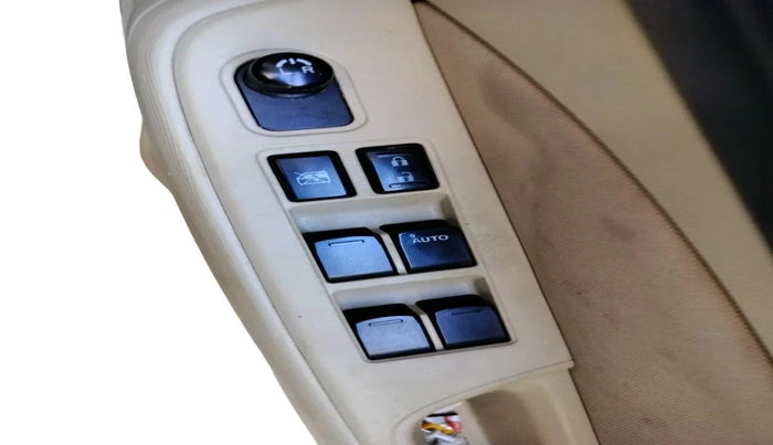 2019 Maruti Dzire VDI AMT, Diesel, Automatic, 92,582 km, interior