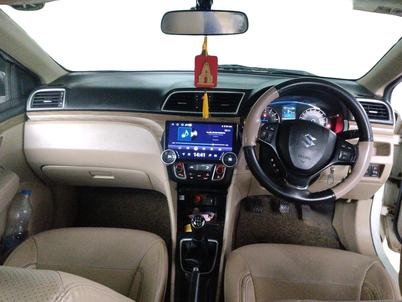 2019 Maruti Ciaz DELTA 1.5 SHVS MT PETROL, CNG, Manual, 52,503 km, interior