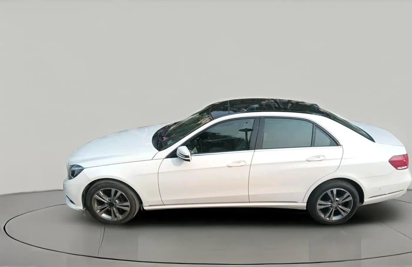 2014 Mercedes Benz E Class E 250 CDI AVANTGARDE, Diesel, Automatic, 41,034 km, exterior