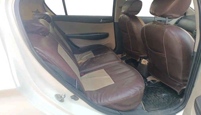 2013 Hyundai i20 SPORTZ 1.2, Petrol, Manual, 66,009 km, interior