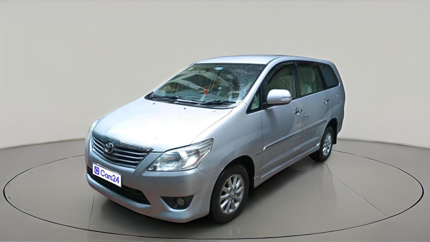 2012 Toyota Innova 2.5 VX 7 STR, Diesel, Manual, 1,68,044 km, exterior