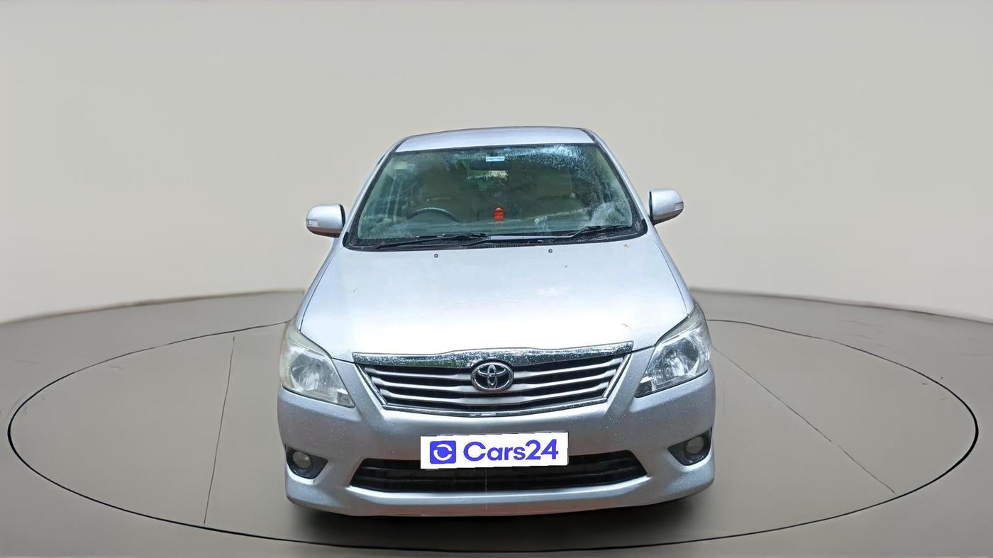 2012 Toyota Innova 2.5 VX 7 STR, Diesel, Manual, 1,68,044 km, exterior