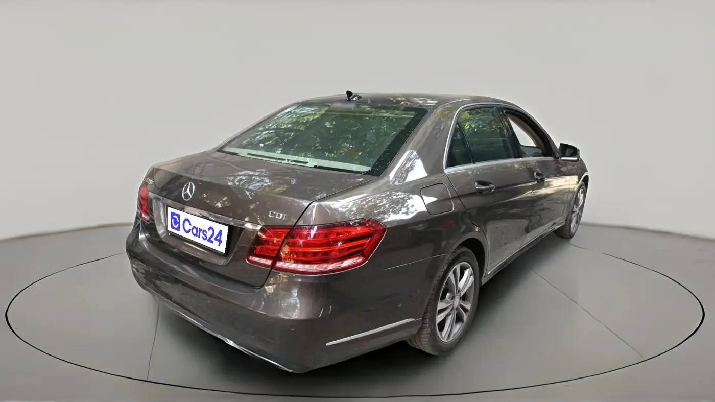 2014 Mercedes Benz E Class E 250 CDI AVANTGARDE, Diesel, Automatic, 1,29,731 km, exterior
