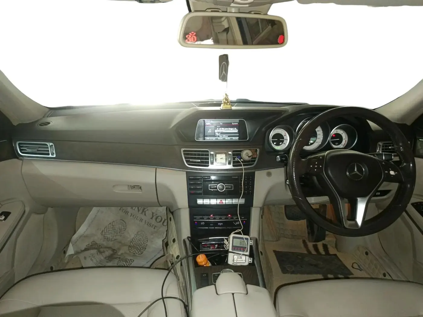 2014 Mercedes Benz E Class E 250 CDI AVANTGARDE, Diesel, Automatic, 1,29,731 km, interior