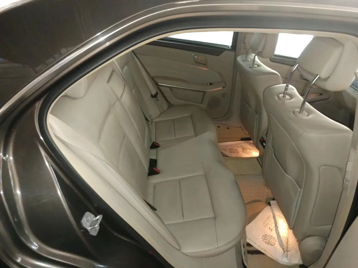2014 Mercedes Benz E Class E 250 CDI AVANTGARDE, Diesel, Automatic, 1,29,731 km, interior