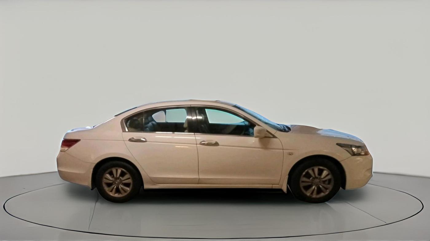 2011 Honda Accord 2.4L I-VTEC AT, Petrol, Automatic, 1,03,878 km, exterior