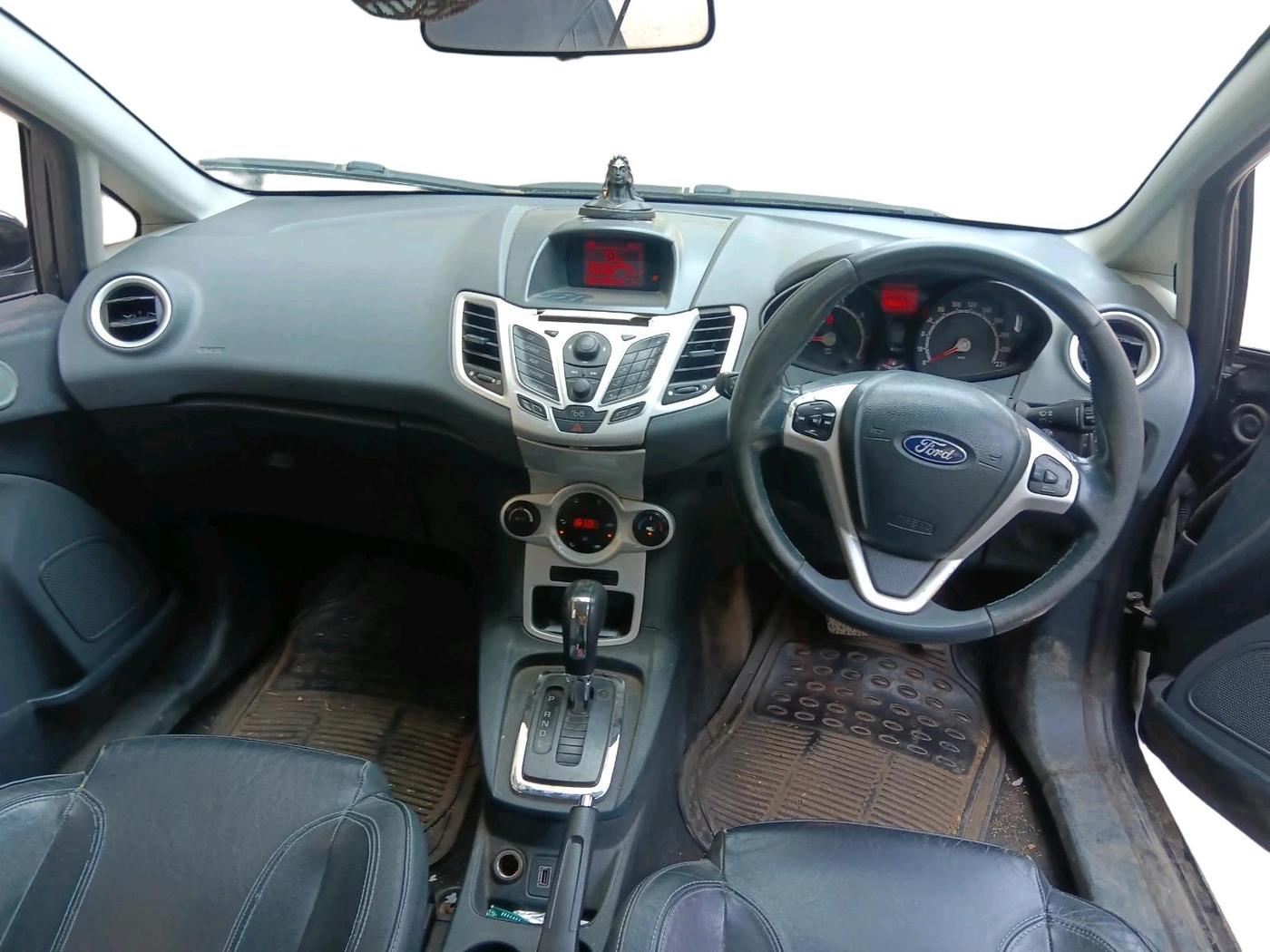 2012 Ford Fiesta STYLE PETROL AT, Petrol, Automatic, 46,608 km, interior