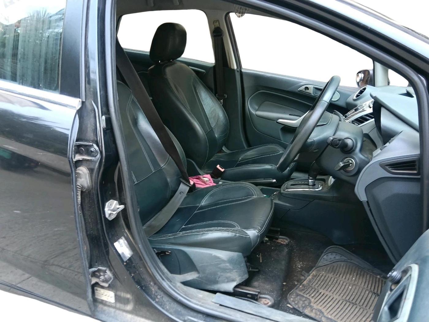 2012 Ford Fiesta STYLE PETROL AT, Petrol, Automatic, 46,608 km, interior