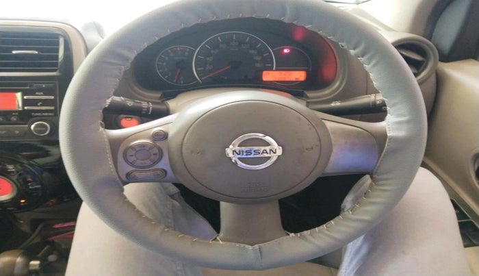 2014 Nissan Micra XV CVT, Petrol, Automatic, 53,687 km, interior