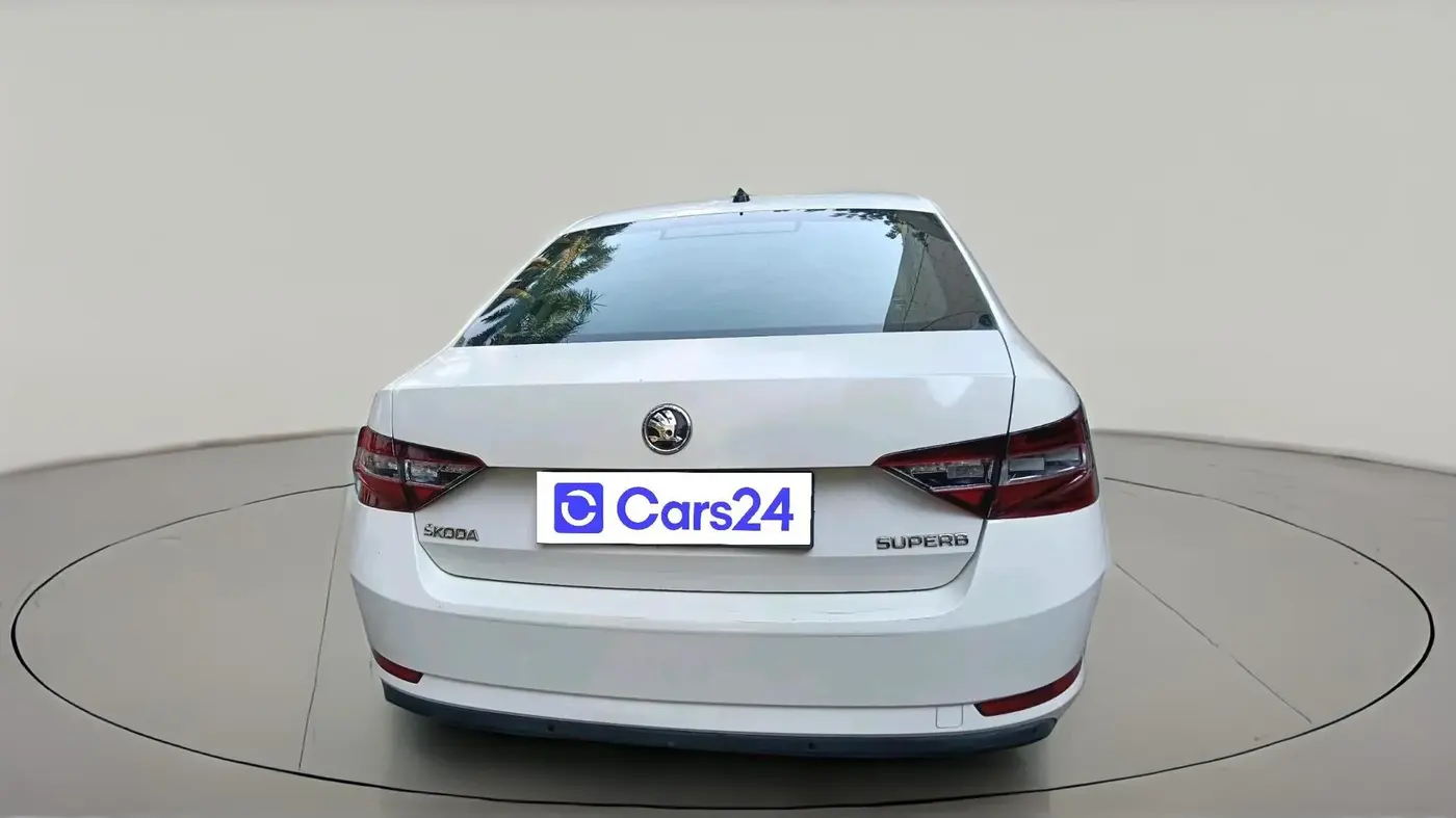 2016 Skoda Superb L&K 1.8 TSI AT, Petrol, Automatic, 73,428 km, exterior