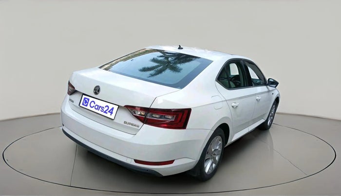 2016 Skoda Superb L&K 1.8 TSI AT, Petrol, Automatic, 73,428 km, exterior
