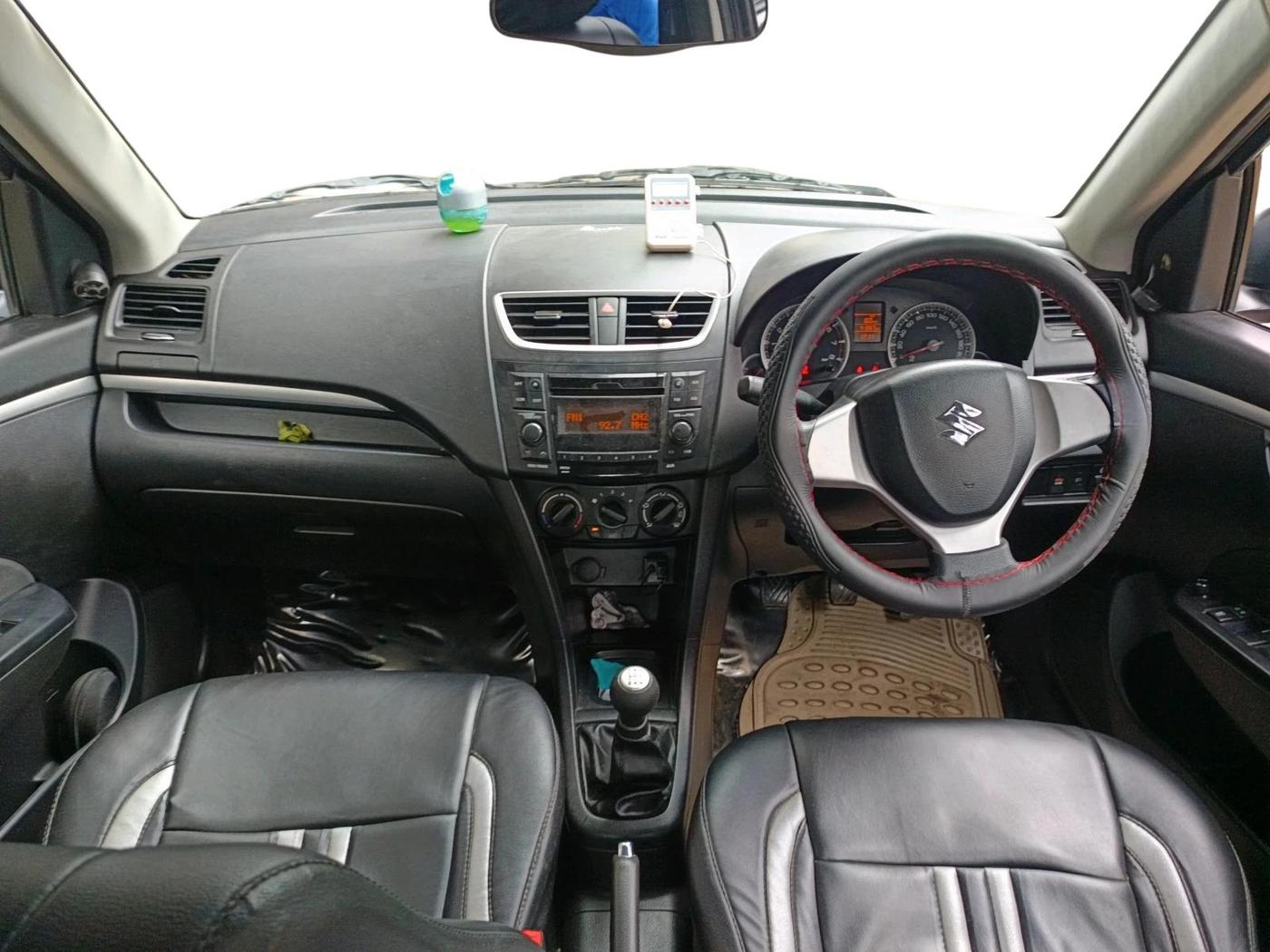 2014 Maruti Swift VXI, Petrol, Manual, 41,957 km, interior