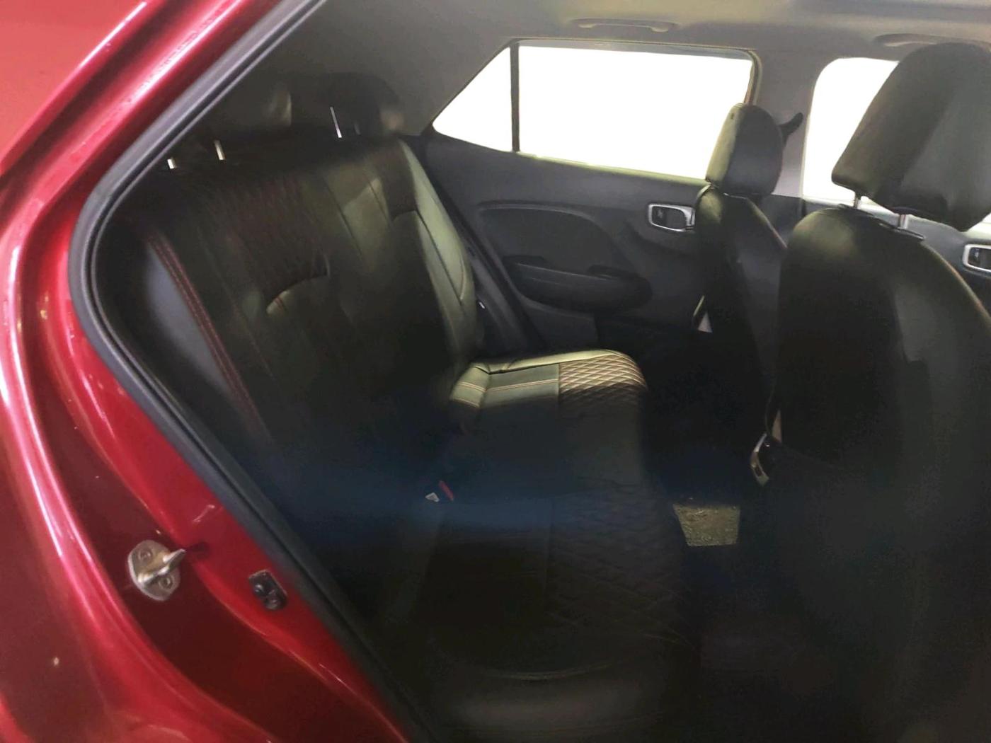 2020 Hyundai VENUE SX PLUS 1.0 TURBO DCT, Petrol, Automatic, 63,991 km, interior