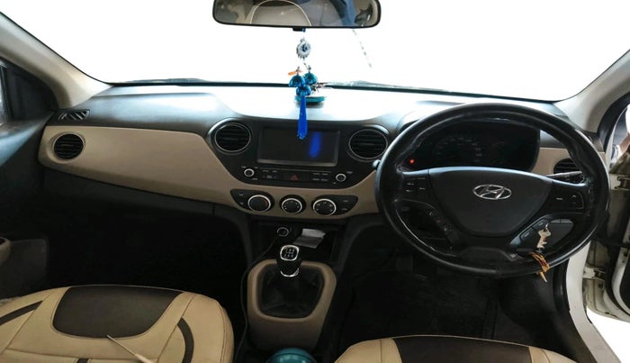 2019 Hyundai Xcent SX 1.2, Petrol, Manual, 1,11,663 km, interior