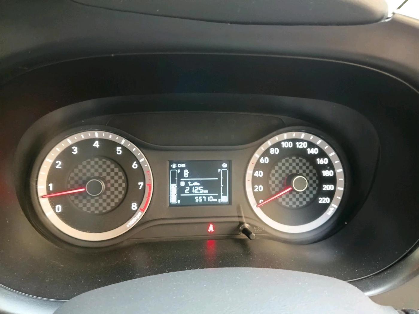 2022 Hyundai AURA S 1.2 CNG, CNG, Manual, 55,710 km, interior