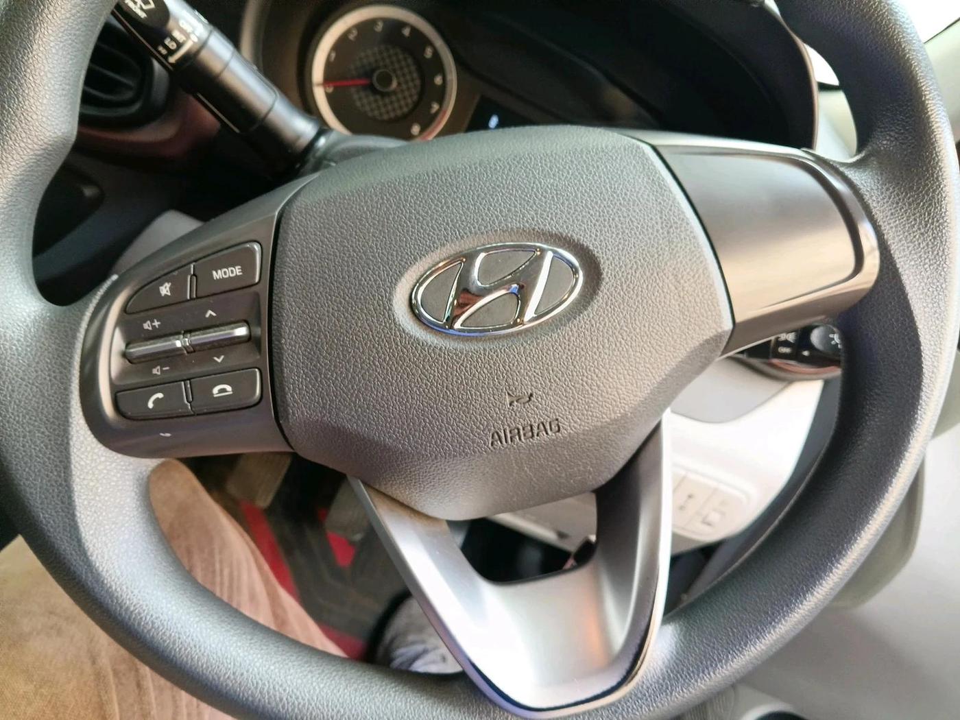 2022 Hyundai AURA S 1.2 CNG, CNG, Manual, 55,710 km, interior