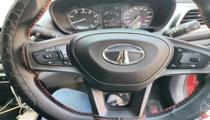 2020 Tata ALTROZ XT PETROL, Petrol, Manual, 83,670 km, interior