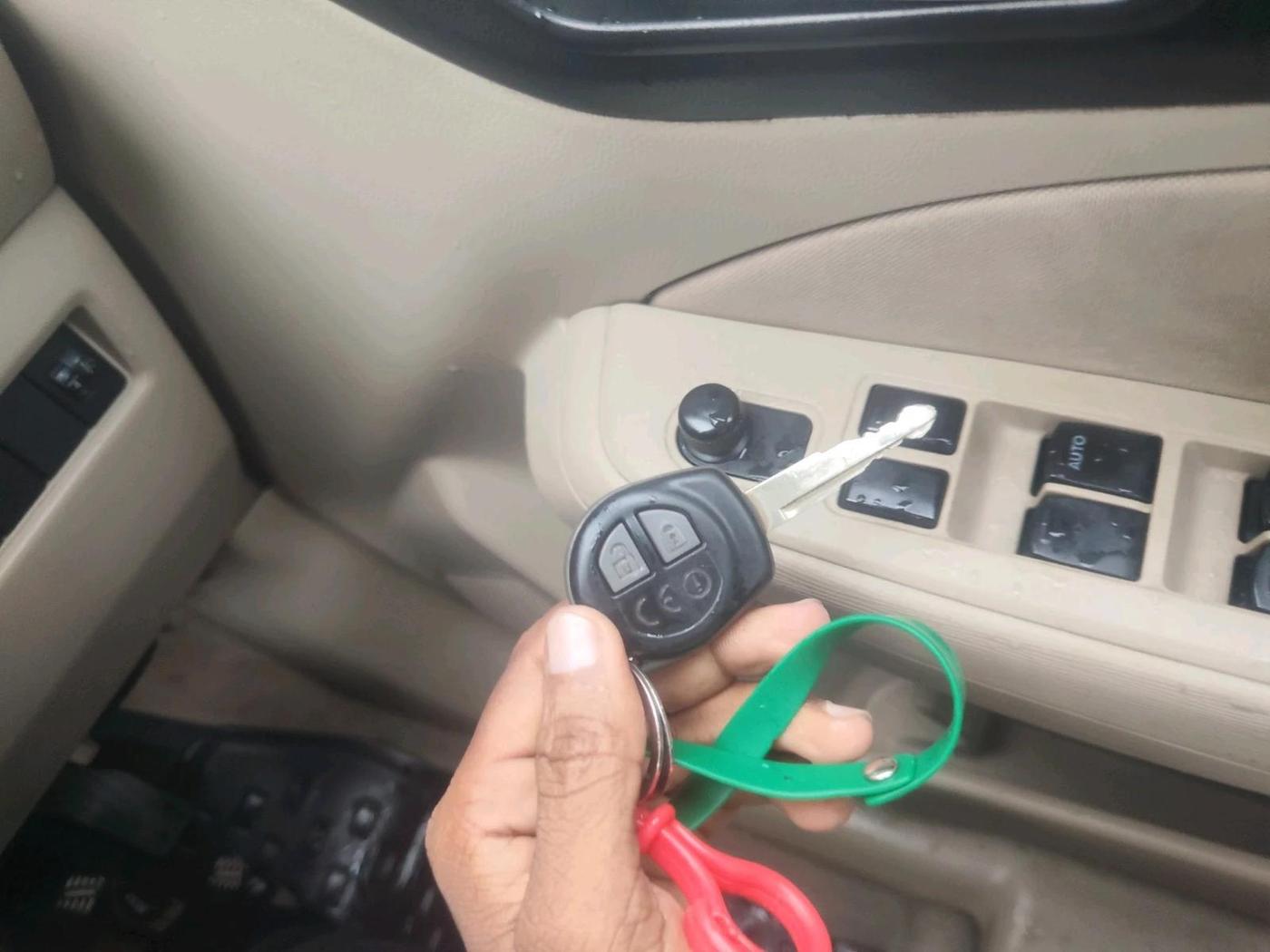 2017 Maruti Dzire VDI, Diesel, Manual, 1,33,036 km, interior