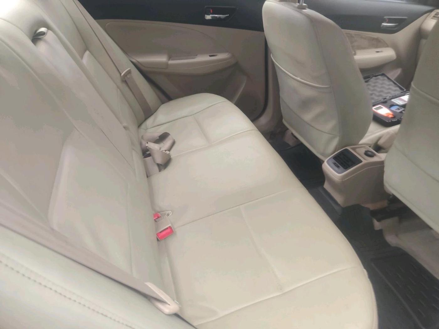2017 Maruti Dzire VDI, Diesel, Manual, 1,33,036 km, interior