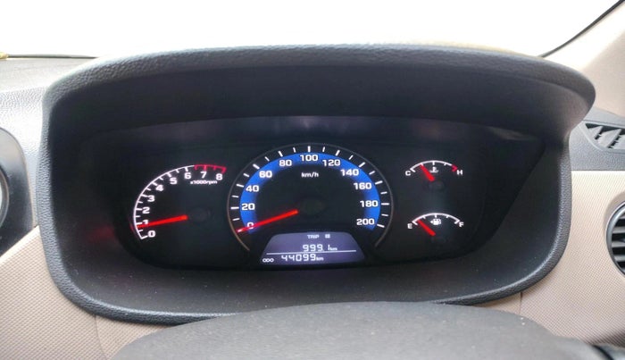 2014 Hyundai Xcent S 1.2, Petrol, Manual, 44,099 km, interior