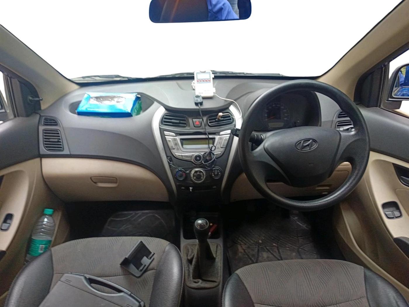 2013 Hyundai Eon ERA +, Petrol, Manual, 60,660 km, interior