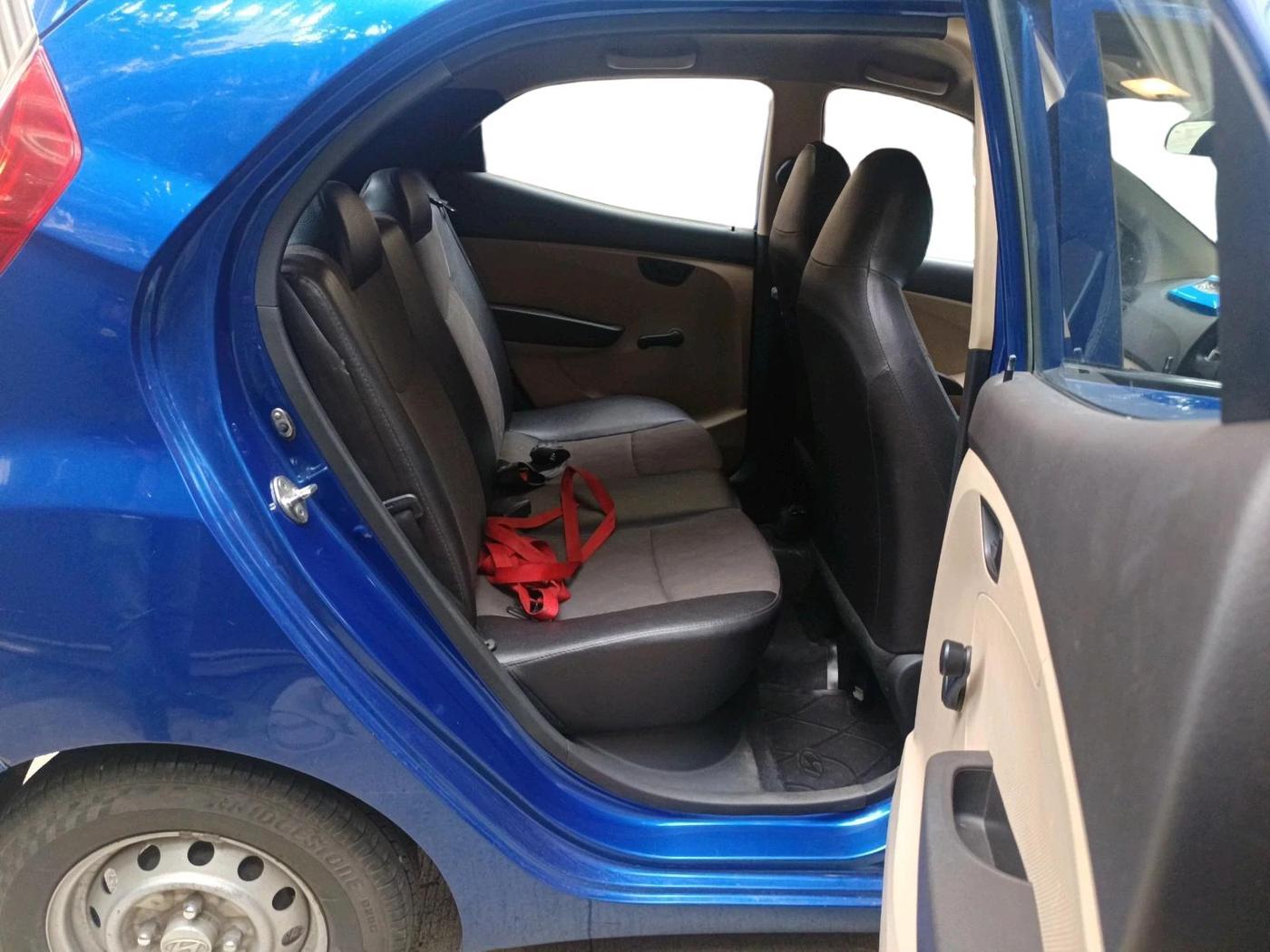 2013 Hyundai Eon ERA +, Petrol, Manual, 60,660 km, interior