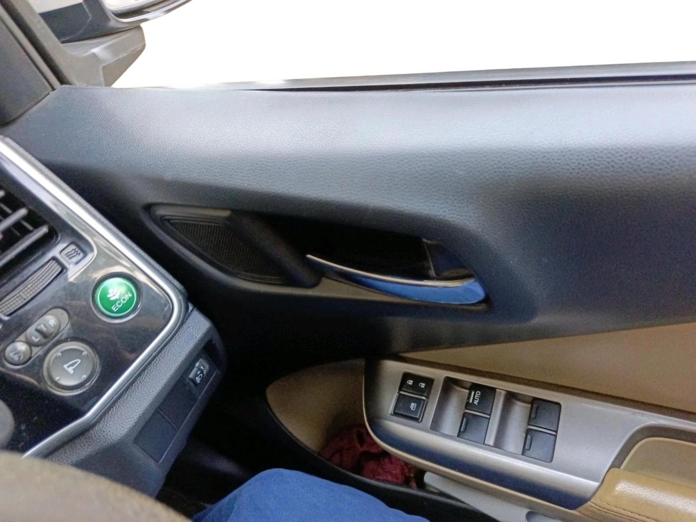 2015 Honda City 1.5L I-VTEC VX CVT, Petrol, Automatic, 54,735 km, interior
