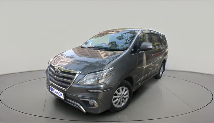 2014 Toyota Innova 2.5 VX 8 STR, Diesel, Manual, 1,91,580 km, exterior