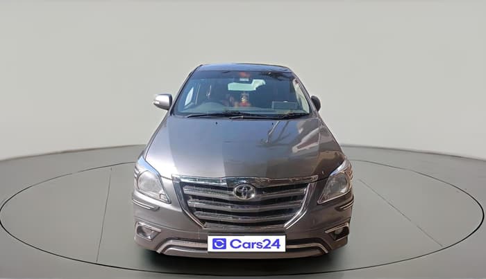2014 Toyota Innova 2.5 VX 8 STR, Diesel, Manual, 1,91,580 km, exterior