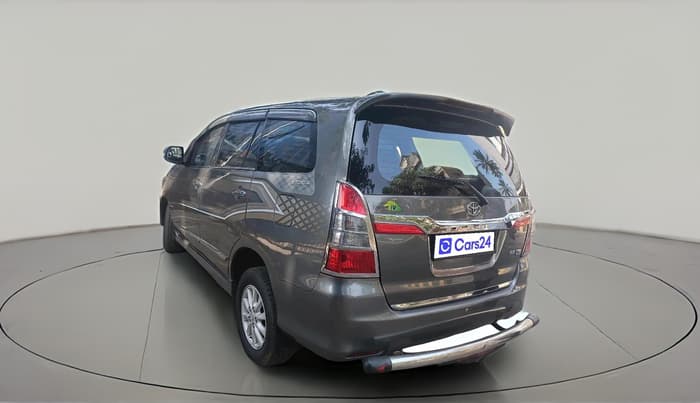 2014 Toyota Innova 2.5 VX 8 STR, Diesel, Manual, 1,91,580 km, exterior