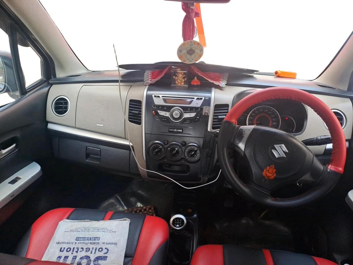 2016 Maruti Wagon R 1.0 VXI, CNG, Manual, 2,43,916 km, interior