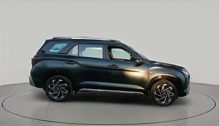 2024 Hyundai ALCAZAR Signature 7 STR 1.5 Diesel Automatic, Diesel, Automatic, 11,171 km, exterior