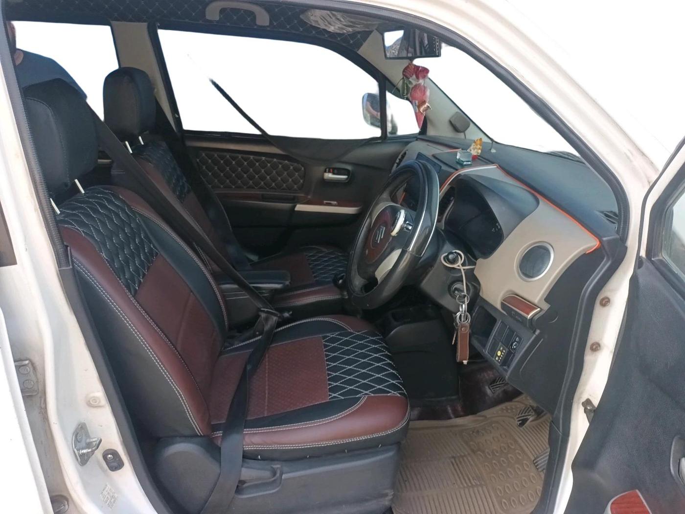 2015 Maruti Wagon R 1.0 LXI CNG, CNG, Manual, 2,65,153 km, interior