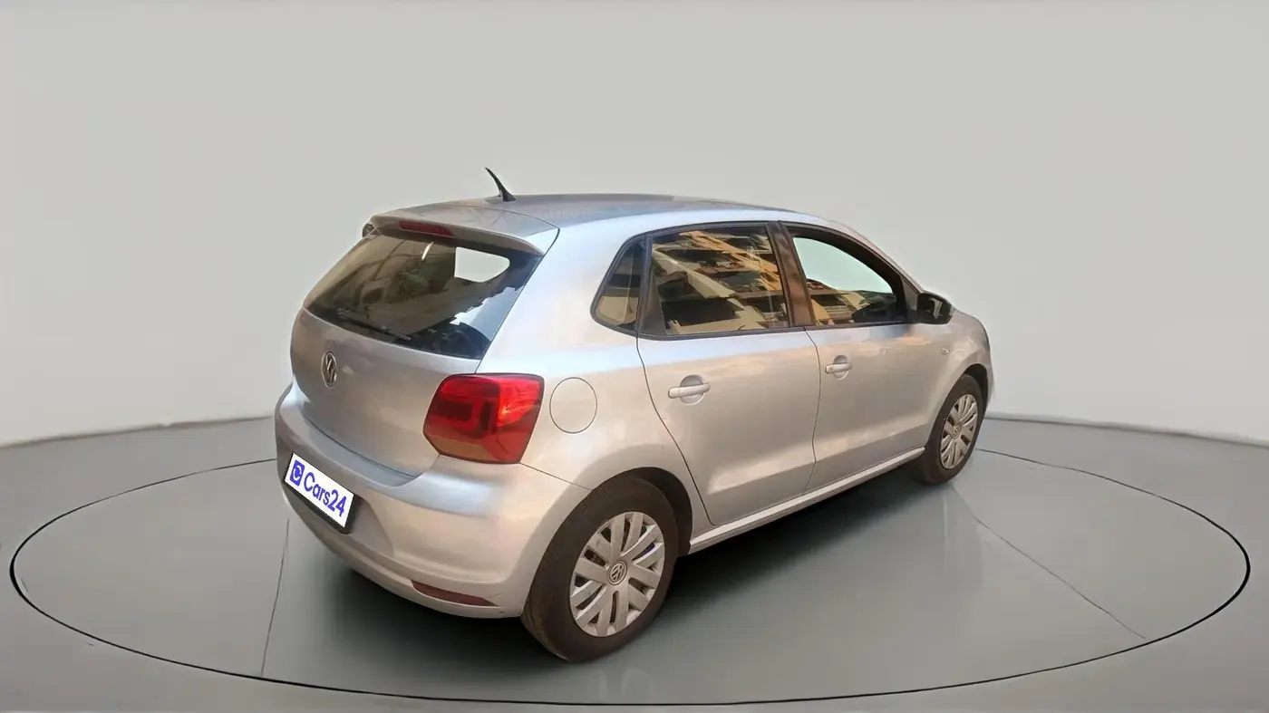 2014 Volkswagen Polo COMFORTLINE 1.2L, CNG, Manual, 1,50,869 km, exterior