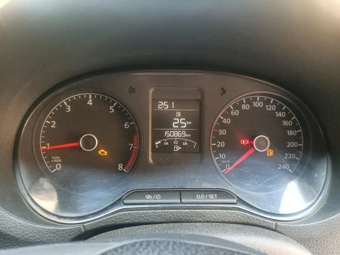 2014 Volkswagen Polo COMFORTLINE 1.2L, CNG, Manual, 1,50,869 km, interior