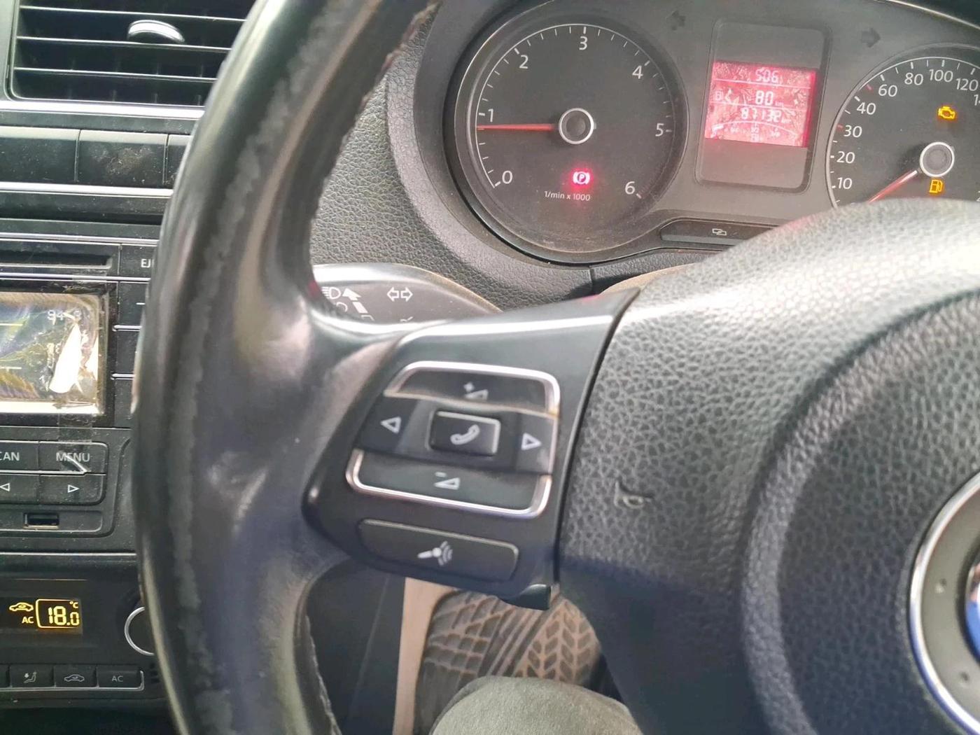 2013 Volkswagen Polo HIGHLINE DIESEL, Diesel, Manual, 87,132 km, interior