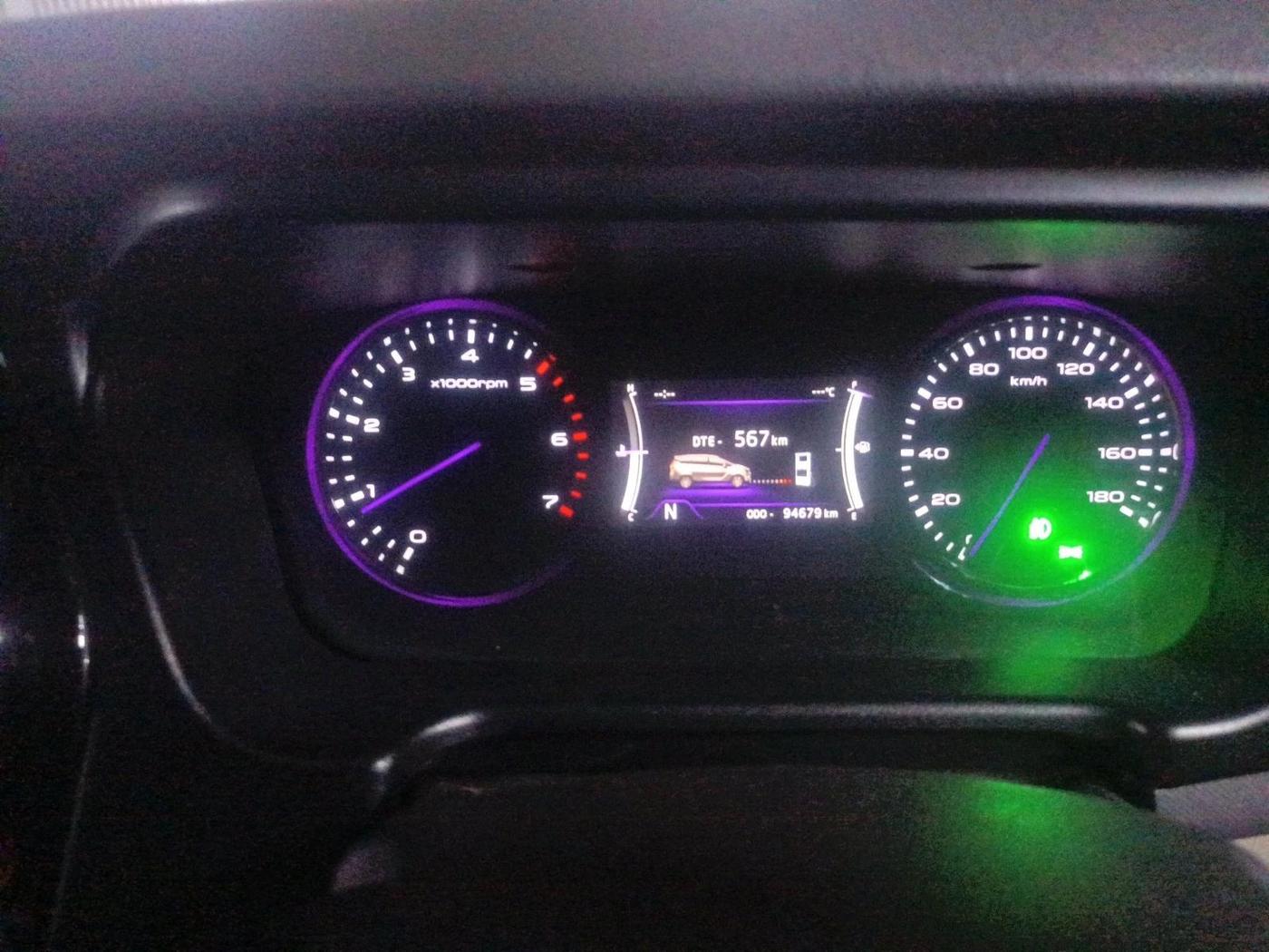 2019 Mahindra MARAZZO M8 8 STR, Diesel, Manual, 94,679 km, interior