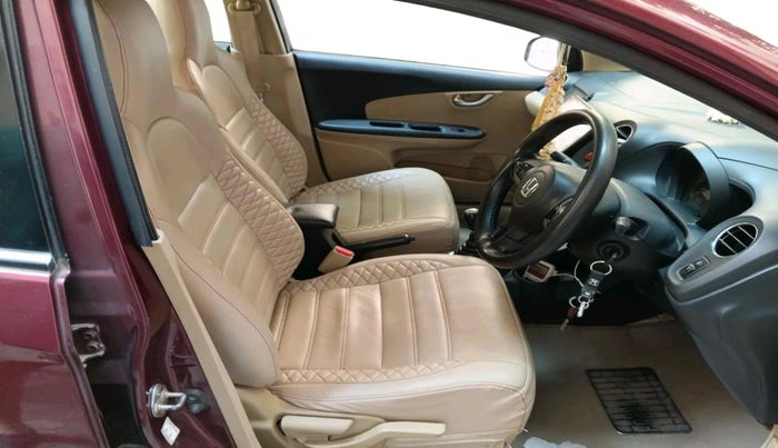 2016 Honda Amaze 1.2L I-VTEC S, Petrol, Manual, 1,31,043 km, interior