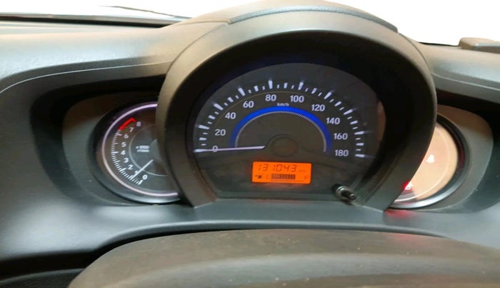 2016 Honda Amaze 1.2L I-VTEC S, Petrol, Manual, 1,31,043 km, interior