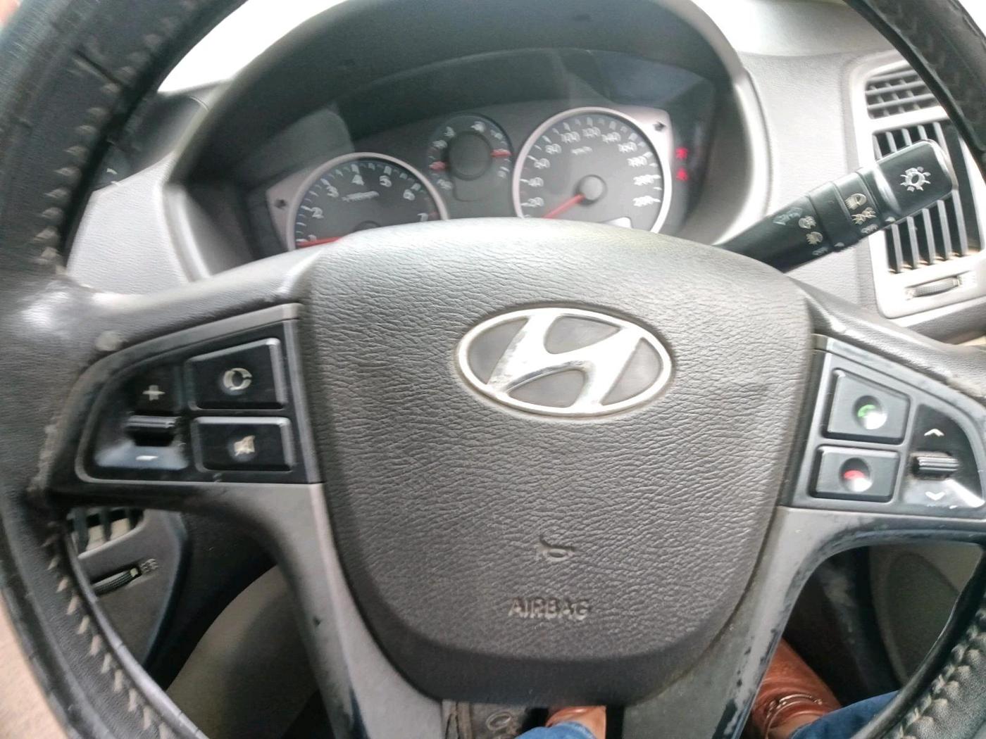 2012 Hyundai i20 SPORTZ 1.2, Petrol, Manual, 54,939 km, interior