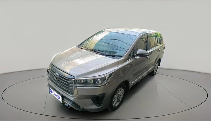 2016 Toyota Innova Crysta 2.4 VX 8 STR, Diesel, Manual, 2,15,281 km, exterior