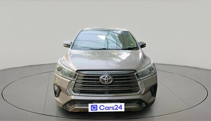 2016 Toyota Innova Crysta 2.4 VX 8 STR, Diesel, Manual, 2,15,281 km, exterior